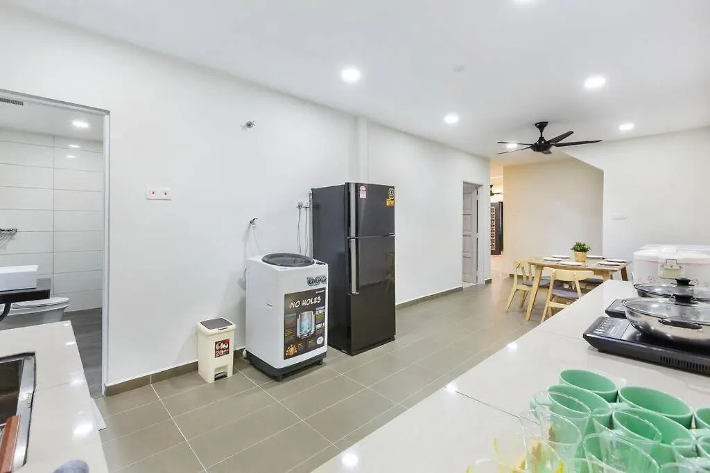 668Homestaytmn Sentosa大丰 17Bed Near Mid Valley Johor Bahru