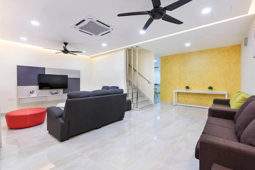 668Homestaytmn Sentosa大丰 17Bed Near Mid Valley Johor Bahru